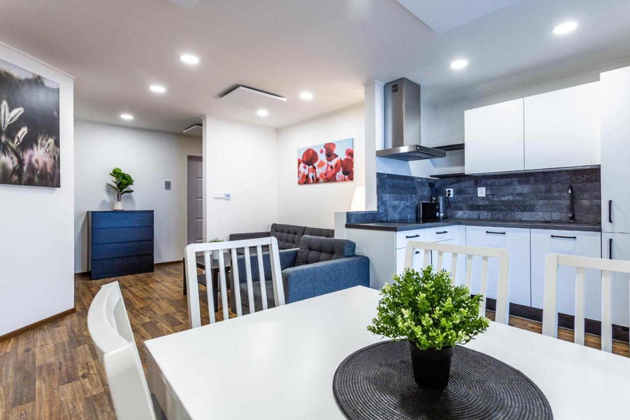 Apartmany Na Vyhledech โลชนา โปด กลิโนฟเซม ภายนอก รูปภาพ