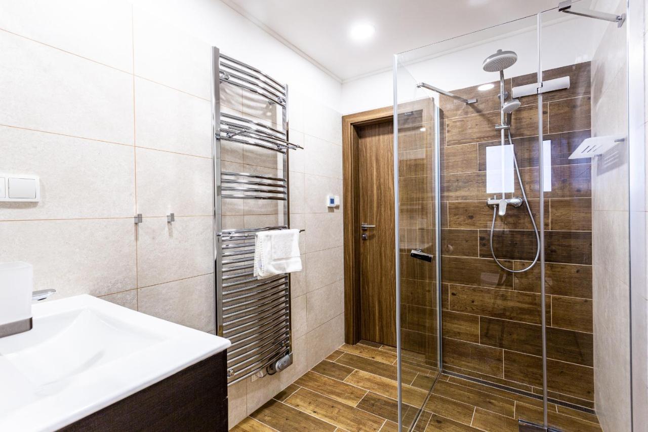Apartmany Na Vyhledech โลชนา โปด กลิโนฟเซม ภายนอก รูปภาพ