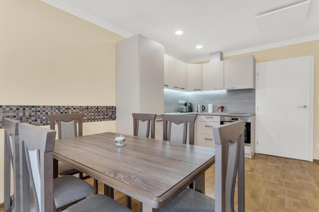 Apartmany Na Vyhledech โลชนา โปด กลิโนฟเซม ภายนอก รูปภาพ